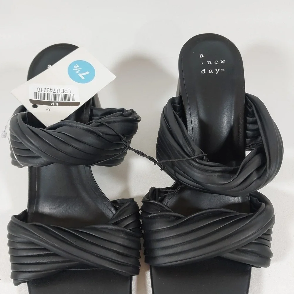 NEW A New‎ Day Women Mule Heels Slide Open Toe Sandals Black Size 7.5 Jessa